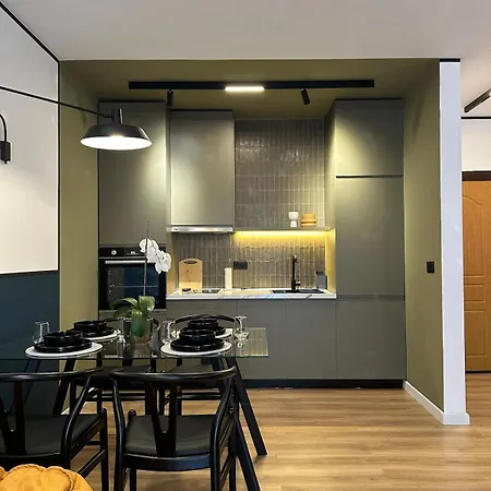 Mondrian Luxury Apartmán Durrës