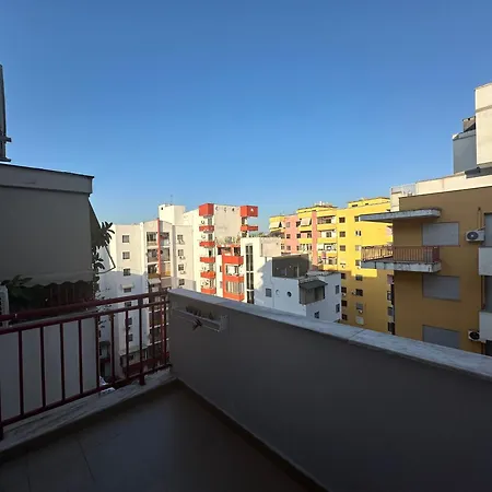 Mondrian Luxury Apartament